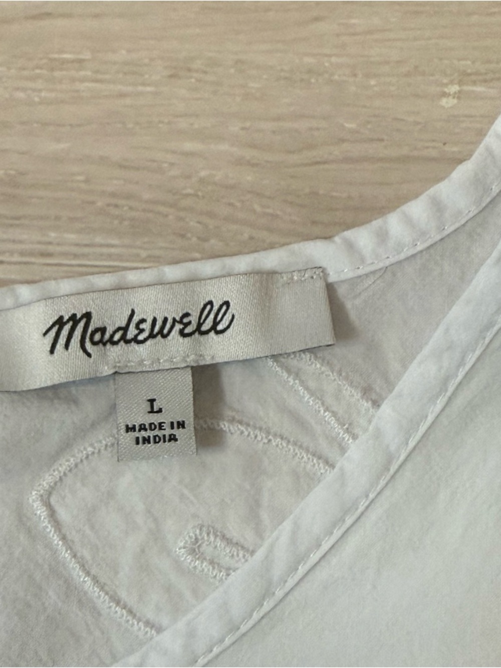 ✨SOLD✨Madewell White Floral Appliqué Puff Sleeve Poplin Top Size Large - Picture 10 of 10